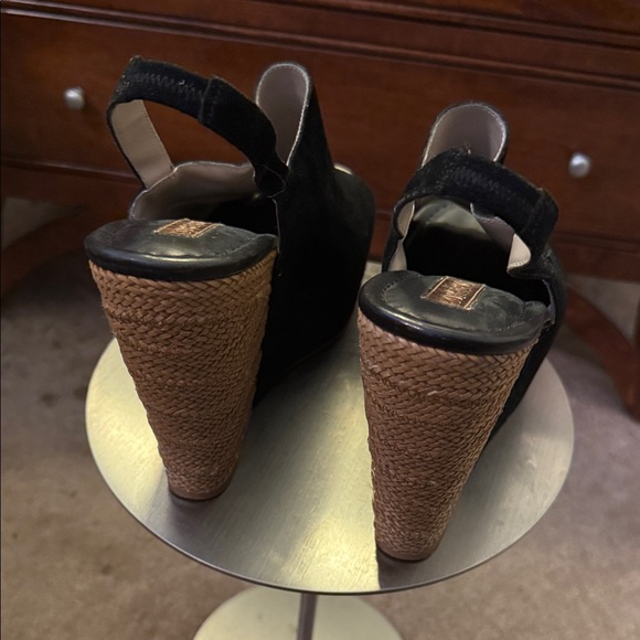 Rose gold Chic Black Suede Slingback Sandals - Picture 5 of 9